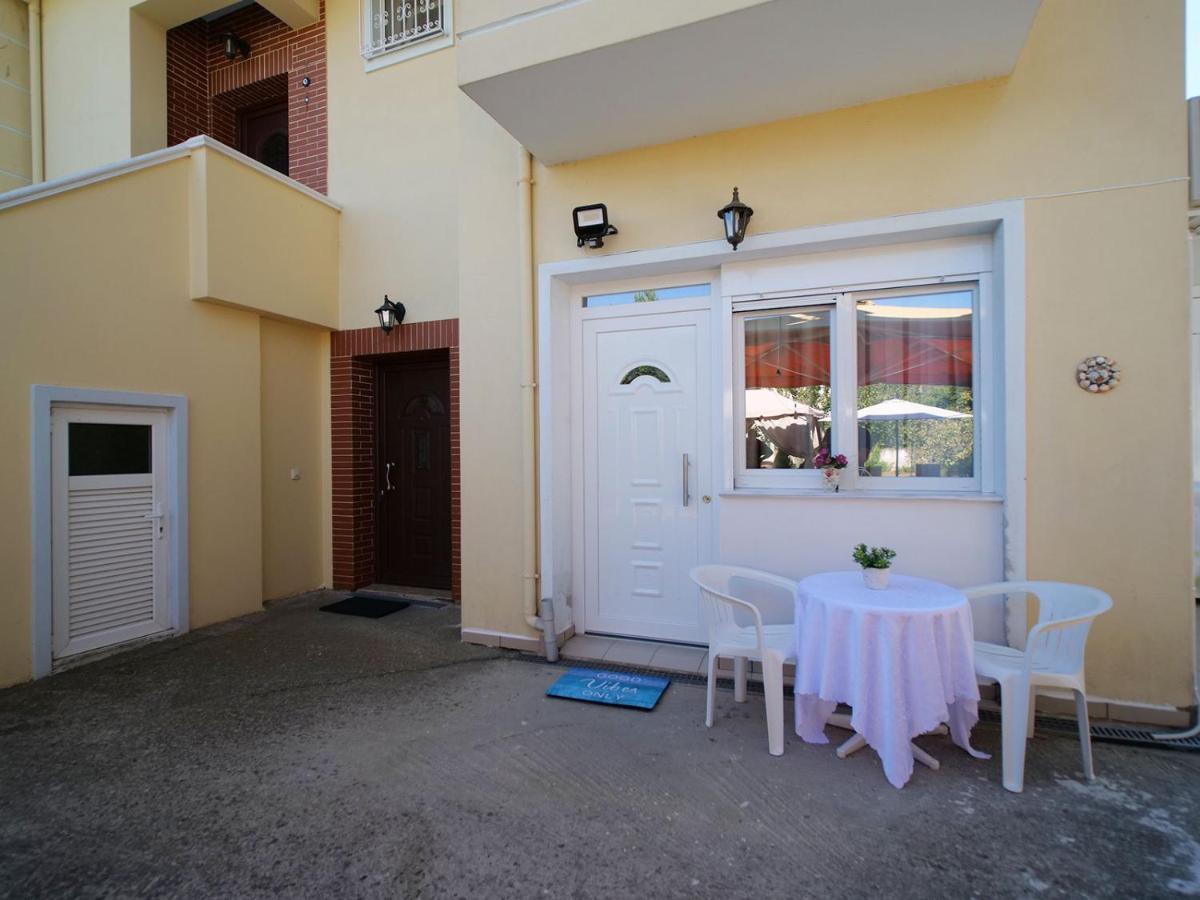 Villa Verde 200 Meters From The Beach Nea Iraklitsa Kültér fotó